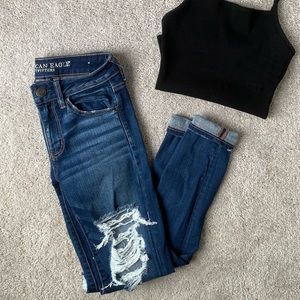 Ripped American Eagle Skinny Jeans 2L